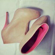 buty damskie z różowym środkiem